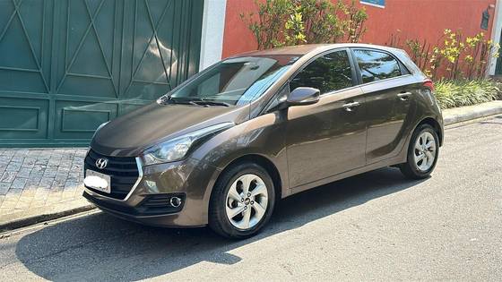 HYUNDAI HB20 1.6 COMFORT PLUS 16V FLEX 4P MANUAL